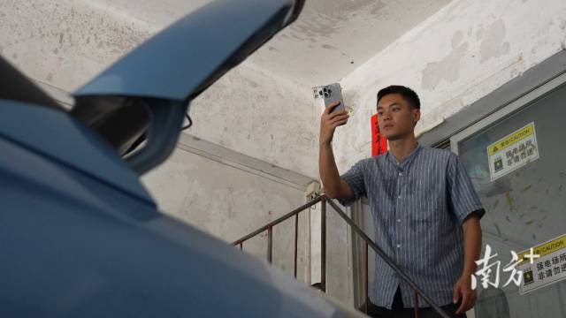 林成宇在日常工作中。