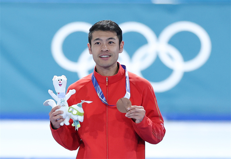 冬奥会丨宁忠岩用一枚铜牌致敬四年坚守