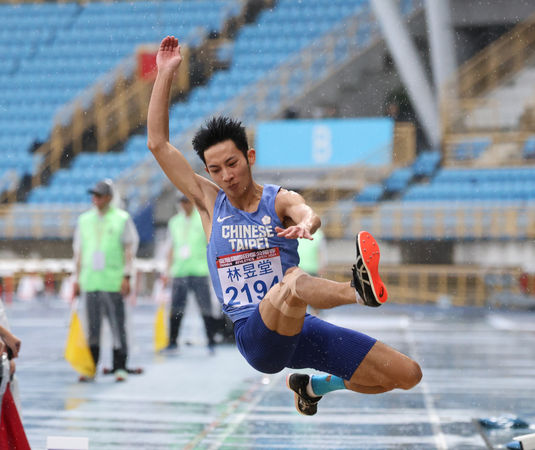 ▲台灣國際田徑公開賽李晴晴、林昱堂、楊俊瀚。(圖/田徑協會提供)