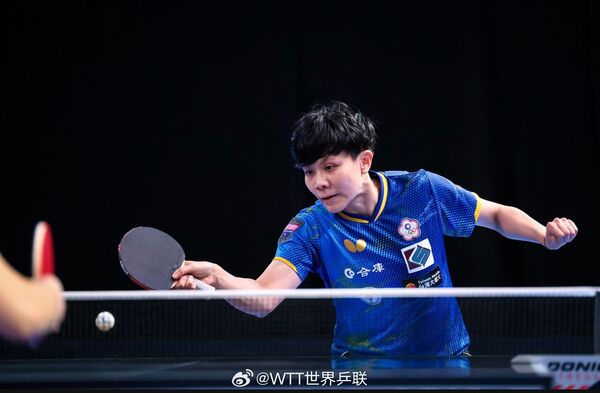 還是不敵宿敵王藝迪！鄭怡靜吞敗、橫濱賽無緣8強