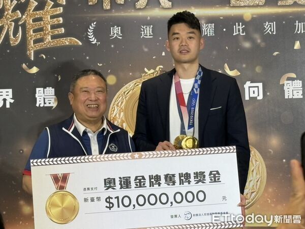 ▲林鴻道、郭婞淳、王齊麟、林郁婷、林昀儒。（圖／記者杜奕君攝）