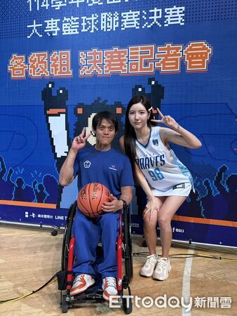 ▲FubonAngels人氣韓國成員南珉貞作為神祕嘉賓驚喜現身，為長年支持她的輪椅籃球國手陳易成加油打氣。（圖／記者蔡厚瑄攝）