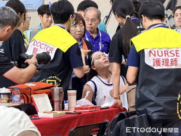 ▲新北市王牌梁尚庭濺血。(圖/記者蔡厚瑄攝)