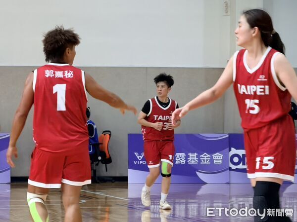 ▲台北市王靖寧(中)快攻得手。(圖/記者蔡厚瑄攝)