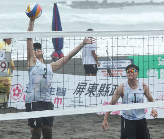 AVC沙排亞巡屏東站風雨中開打　龔詩雯／葉軒岑闖16強