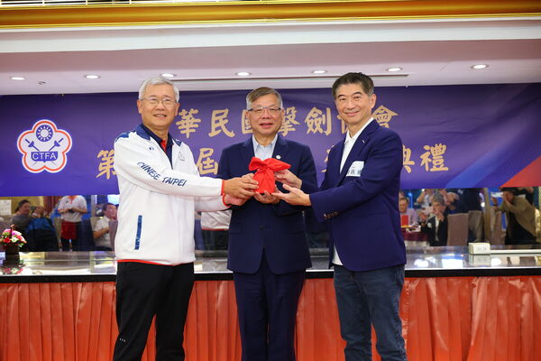 陳炳甫接任擊劍協會理事長　鎖定爭辦2028亞洲青年暨青少年錦標賽