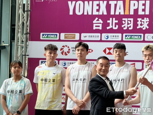 ▲台北羽球公開賽中華隊男雙王齊麟、邱相榤,混雙葉宏蔚、詹又蓁。(圖/記者蔡厚瑄攝)