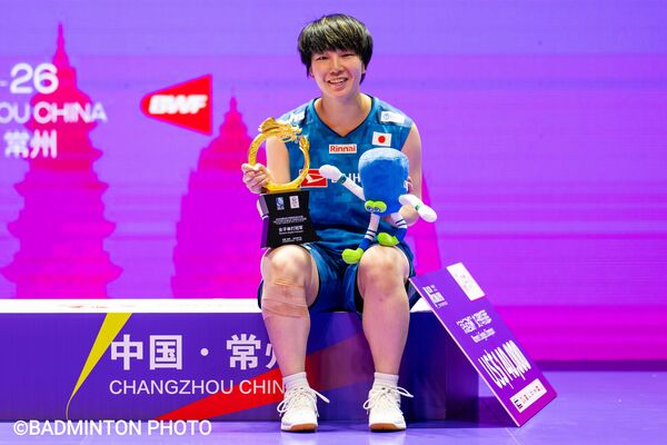 被中國賽神祕吉祥物搞瘋！山口茜頒獎逗趣畫面網瘋傳