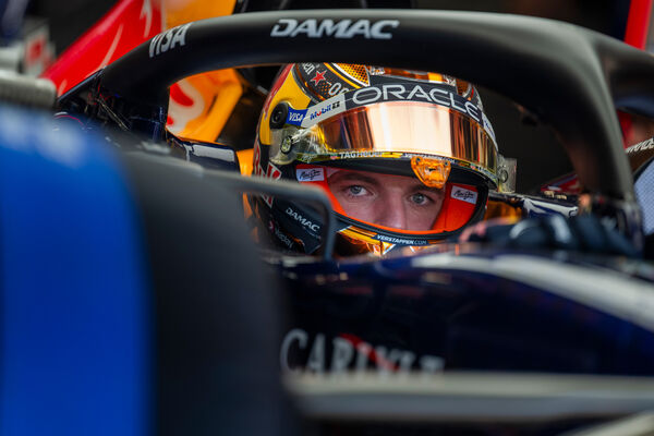 ▲《Max vs 100》將於2026年9月16日透過Disney+全球直播,見證Max Verstappen能否突破百人車陣、完成挑戰。(圖/Red Bull提供)