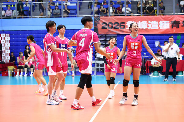 ▲明星公益表演賽由職排五隊的男選手和鯨華的女將混合分成AB隊。（圖／主辦單位提供）