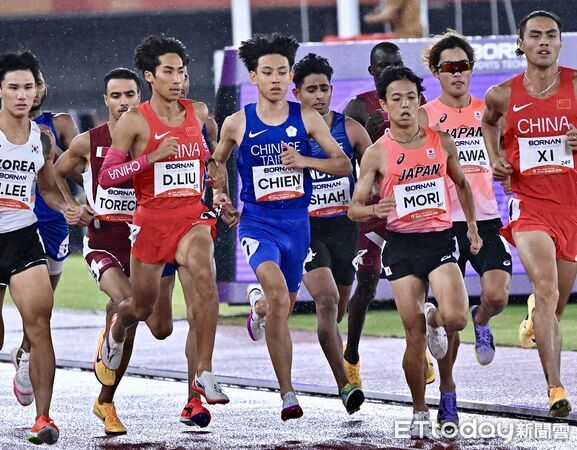 ▲▼2026名古屋亞運，田徑男子1500公尺決賽，簡子傑。（圖／記者李毓康攝）